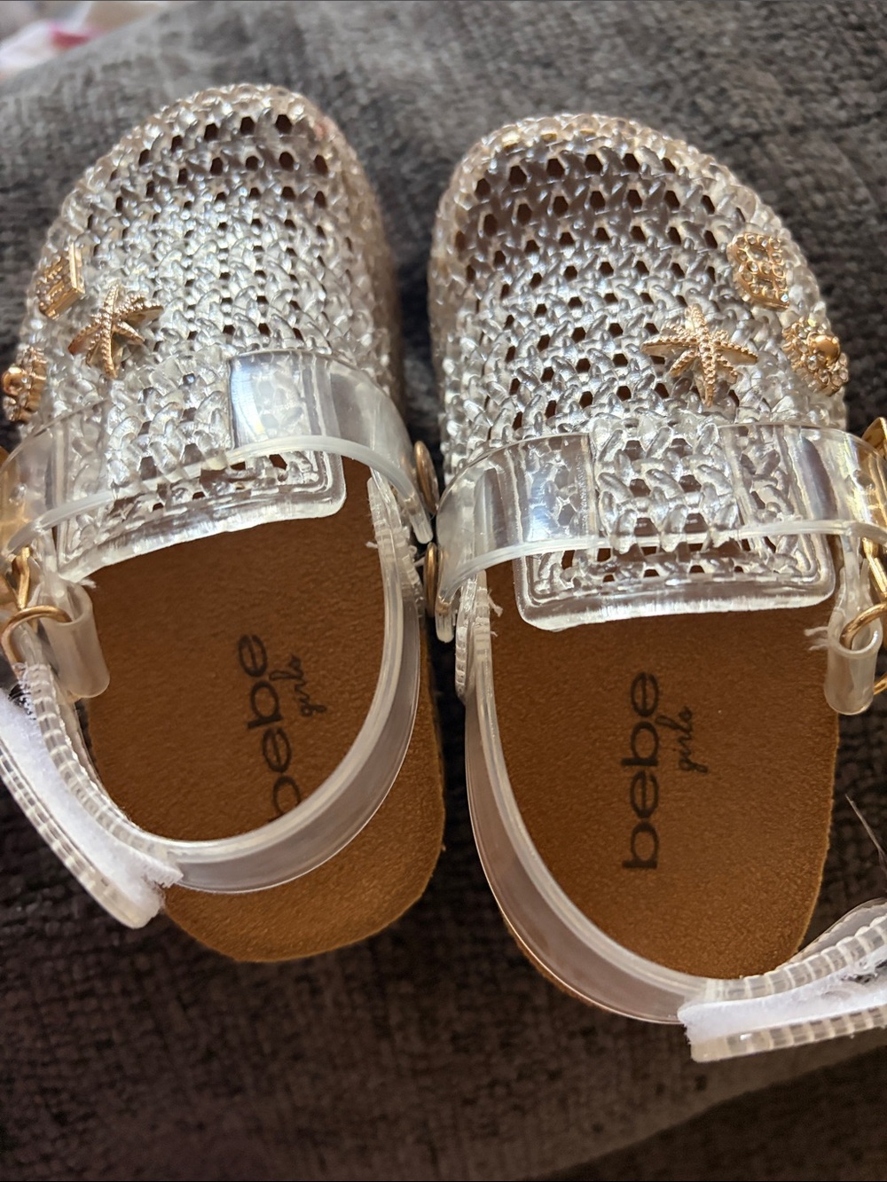 bebe Clear Glitter Jelly Sandals with Gold Starfish Accents - Silver/Clear